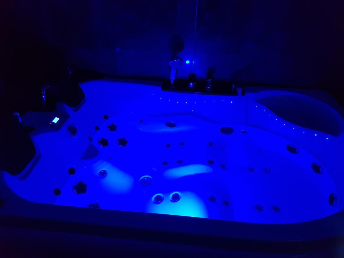 Lights Spa National Arena Mega Mall Monza Bucareste Exterior foto